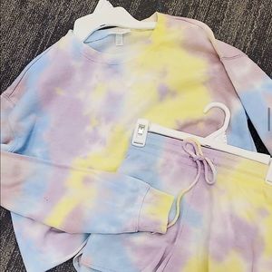 Colsie Tie Dye Loungewear Set medium NWT
